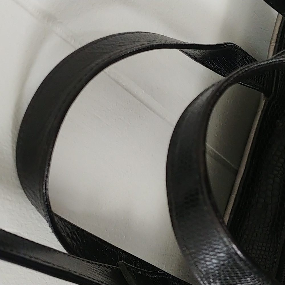 Sharif Black Hand Bag - Picture 15 of 16